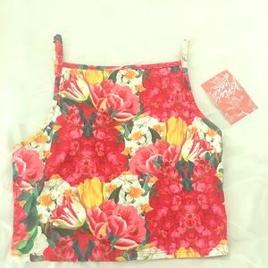 Kortni Jeane tulips  large squared up